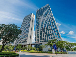Yicheng Pazhou Poly World Trade Centre Apartment